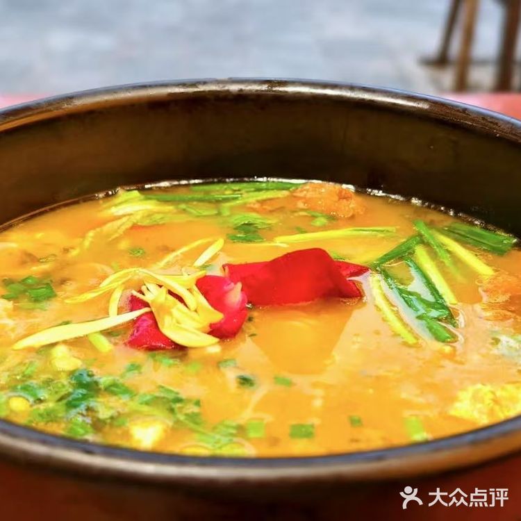 救命！大理古城居然藏着这么宝藏的米线店！