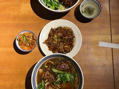 -沪西老弄堂面馆(定西路店)