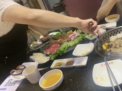 -木槿花韩式炭烤·熟成肉工坊(孙文东路店)