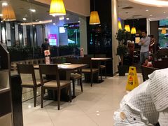 大堂-必胜客(WOW中心城店)