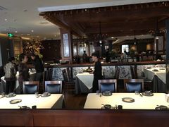 大堂-八府香鸭·啫啫煲(华山路店)