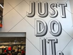 -宁波杉井奥特莱斯广场