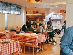 用餐区-西贝(吴江路湟普汇店)