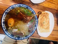 -叶新小吃店(来凤小区总店)