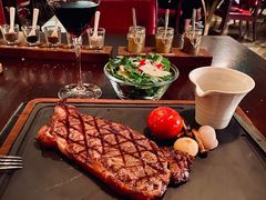 -恰餐厅及酒吧 CHAR Bar & Grill (北京丽都皇冠假日店)