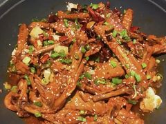 -张大师鸭爪爪特色干锅(南湖店)