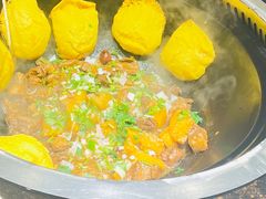 -锅老头海鲜铁锅炖