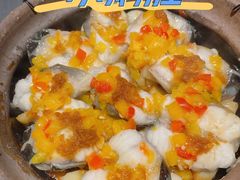 炳胜辣蒸东海小黄鱼-小炳胜(卓悦中心店)