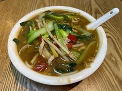 -牛八宝桂林米粉(八里庄店)