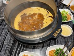 -老船舫·现做活鲜鱼馆(东郊记忆店)