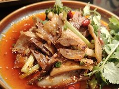 -川流不息·地道川菜·小龙虾(新松江路店)