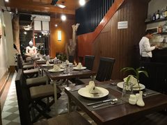 -Old House Restaurant