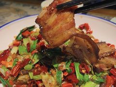 大蒜炒腊肉-井水小厨·湘菜(活力广场店)