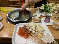 -袁记串串香(泉水轻轨站店)