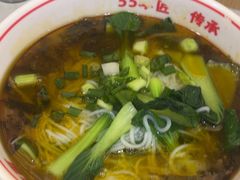 -叶伟胡辣壳面(两路口店)
