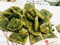 荠菜年糕-潘大福特色蒸菜(湖滨店)