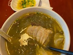 -佬钱湾仔(衣裳街店)