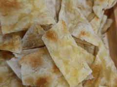 鱼头泡饼-听涛雅苑百味饺子老家菜馆