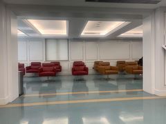 沙发很舒适很软-杭州明视康眼科医院