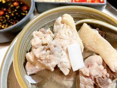 -喃喃椰·糟粕醋·椰子鸡火锅(七堡花园店)