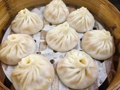 -莱莱小笼·乔艾