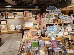 -猫的天空之城概念书店(苏州诚品店)