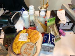 -全家便利店(上丰路店)