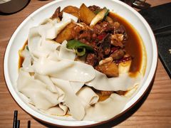 新疆大盘鸡-谷丽麦馕新疆菜·清真(步步高梅溪新天地店)