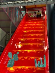 -玩元素·家庭游乐成长中心(香格里拉店)