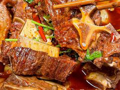 -大众跷脚牛肉馆·非遗传承单位(峨眉山店)