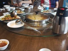 酸汤鱼火锅-阿婉贵州苗家酸汤鱼(梅林店)