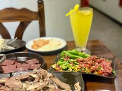 -乡土黄·鲜牛肉火锅·小龙虾(兴业街店)