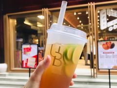 鸭喜香柠茶-光明悠焙(豫园店)