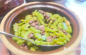 Bitter Melon with Beef Stir-fry