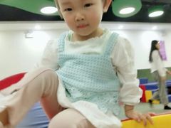 -爱威盛亲子俱乐部·纽约国际早托中心