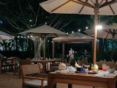 -三亚艾迪逊酒店·海滩烧烤 BARBACOA·现场乐队·浪漫晚餐·烧烤海鲜