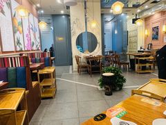 大堂-云中鱼蒸汽石锅鱼(川沙百联店)