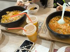 -花馬肆.云南过桥米线(汉神购物广场现场熬汤店)