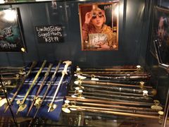 -九又四分之三站台哈利波特商店