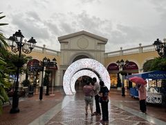 -佛罗伦萨小镇广佛名品奥特莱斯(疏港路店)