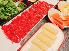 -醉董牛川派鲜肉自选火锅(烟台店)