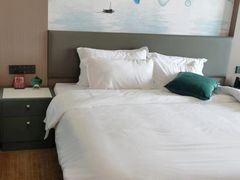 -华海酒店(茂名高铁站店)