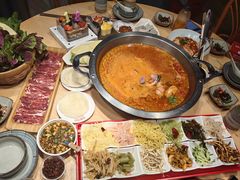 -野山舂·贵州现舂酸汤牛肉(鸿通城店)