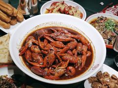 -叶派龙虾•招牌香辣蟹·海鲜(中海国际店)