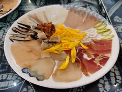 -桥香园云南过桥米线(金马碧鸡店)