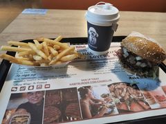 -The Habit Burger Grill 哈比特汉堡(复兴soho店)