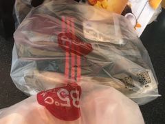 -85度C(生甜甜圈研究工坊·上海平凉店)