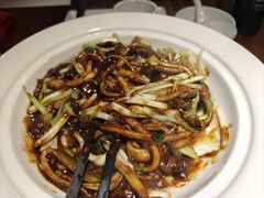 -魏铭鱼头捞饭(晋阳路店)