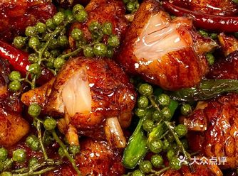 过年少不了这道菜，花椒鸡翅求你快去做。