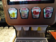 -岷山饭店-芝芝自助餐厅